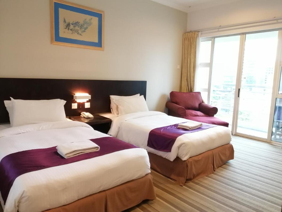 Stayinn Gateway Hotel Apartment Kuching Esterno foto