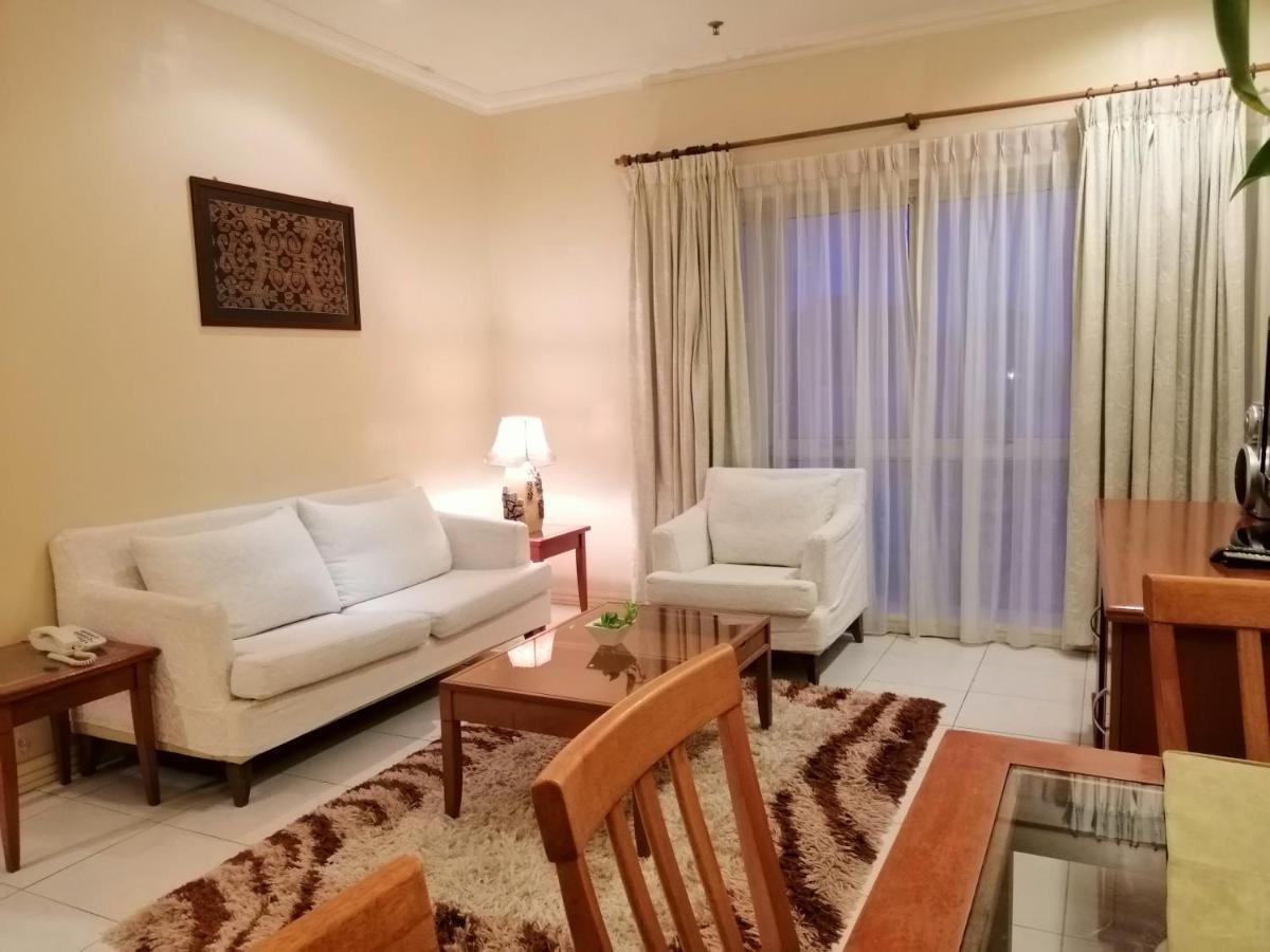 Stayinn Gateway Hotel Apartment Kuching Esterno foto