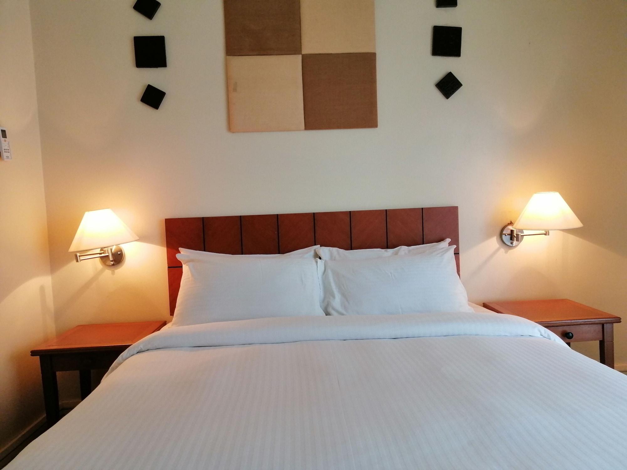 Stayinn Gateway Hotel Apartment Kuching Esterno foto