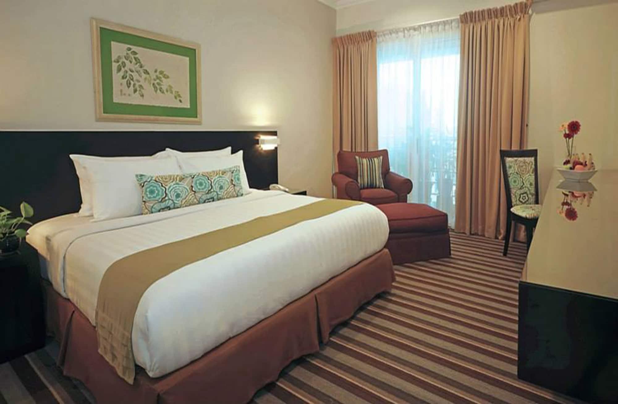 Stayinn Gateway Hotel Apartment Kuching Esterno foto