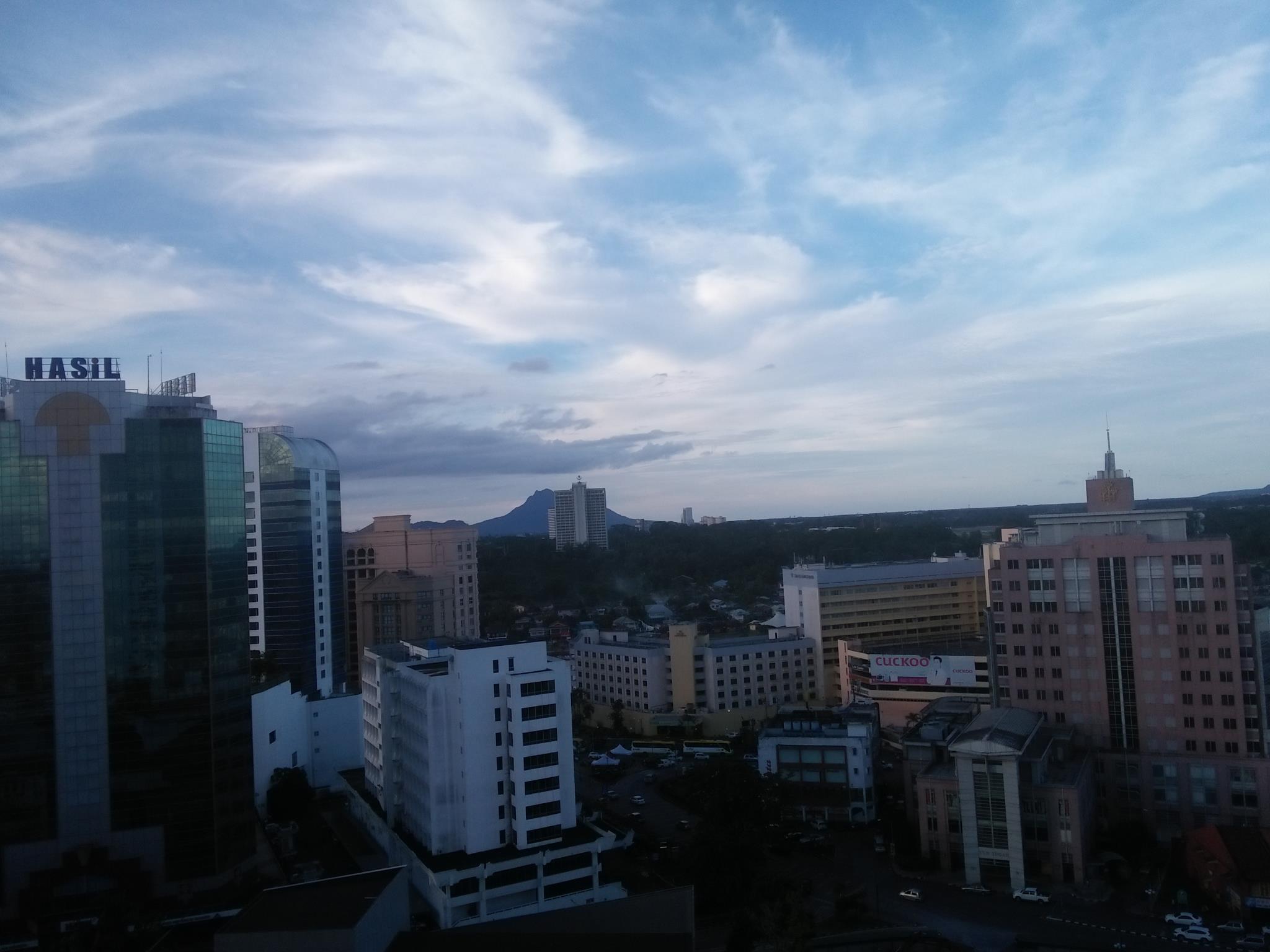 Stayinn Gateway Hotel Apartment Kuching Esterno foto