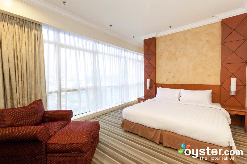 Stayinn Gateway Hotel Apartment Kuching Esterno foto