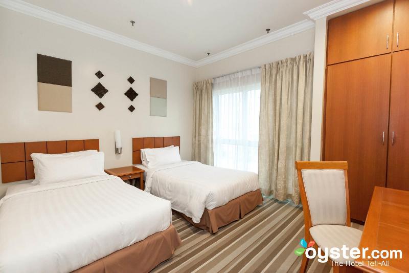 Stayinn Gateway Hotel Apartment Kuching Esterno foto