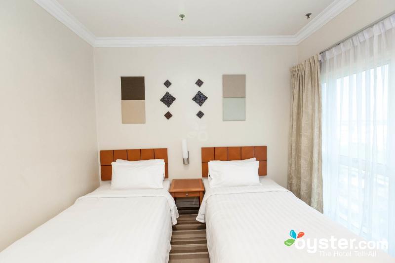 Stayinn Gateway Hotel Apartment Kuching Esterno foto